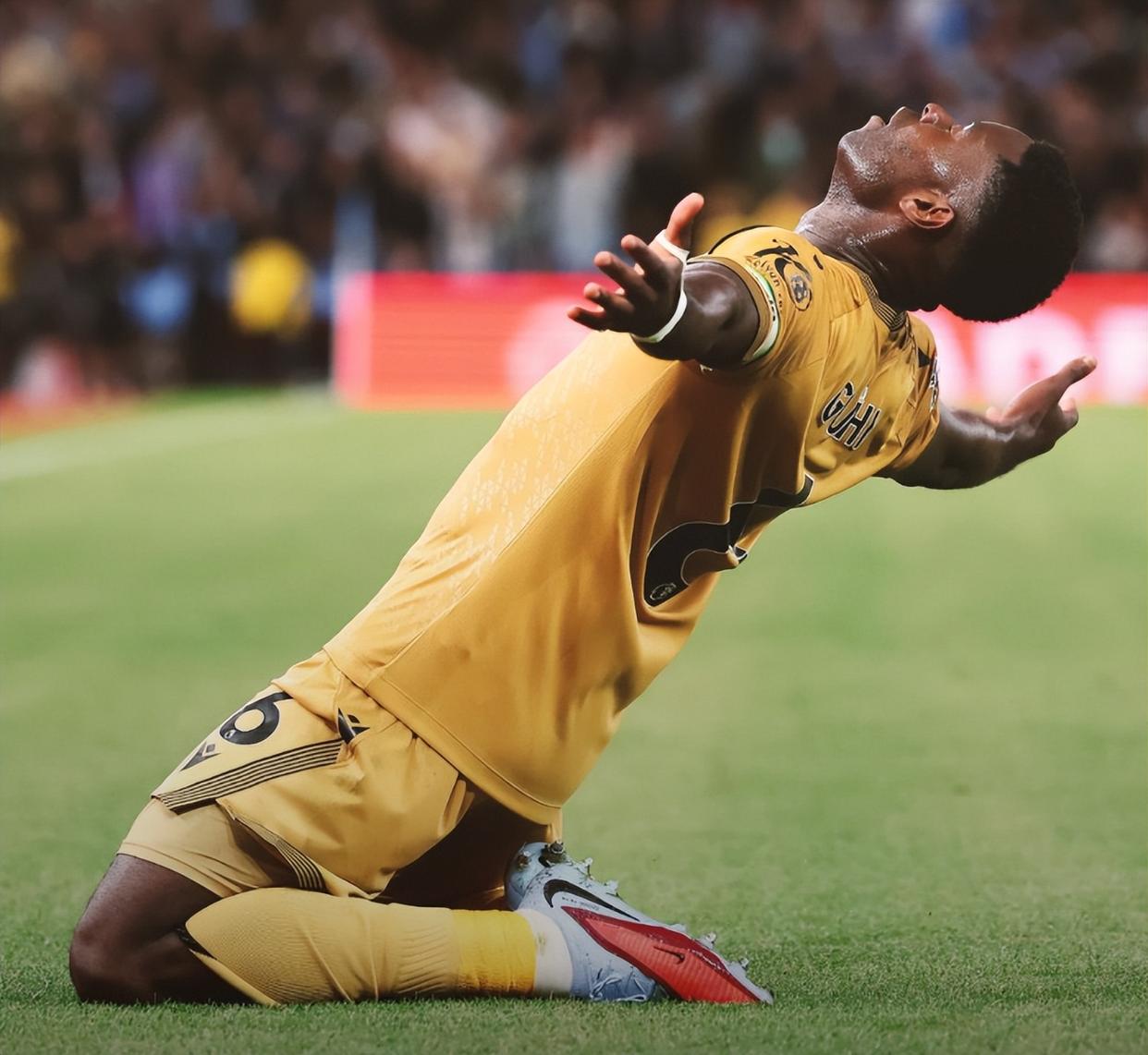 九游娱乐下载-包含转折点！利物浦调整名单，NBA总决赛今晚攻防权衡，更衣室稳定，赛季目标并未改变的词条